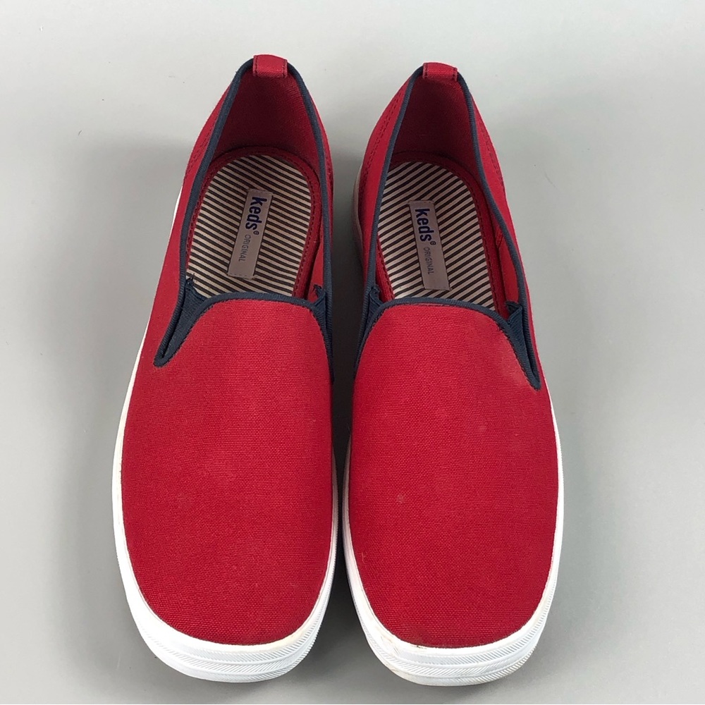 Keds Women’s Red Canvas Slip On Sneaker Size 11